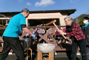 餅つき